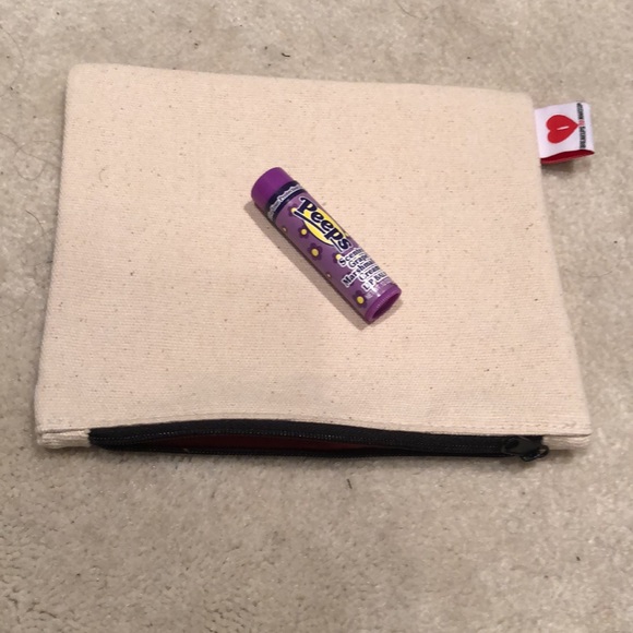 NWOT Breakups to Makeups makeup Bag an Peeps lip balm - Picture 12 of 16